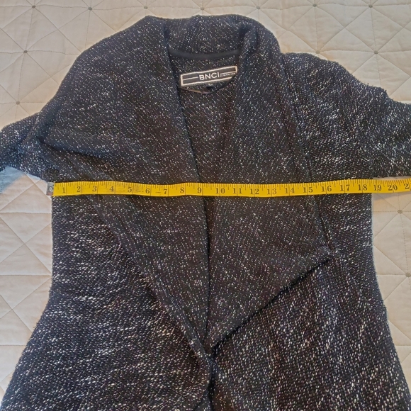 BNCI by Blanc Noir Women's Tweed Drape Front Shawl Collar Cardigan! Size… - Picture 6 of 9